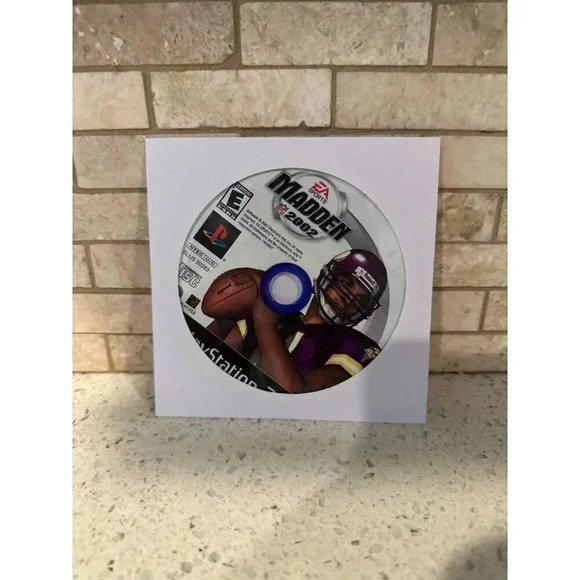 Madden 2002 For PlayStation 2‎ - Picture 1 of 2